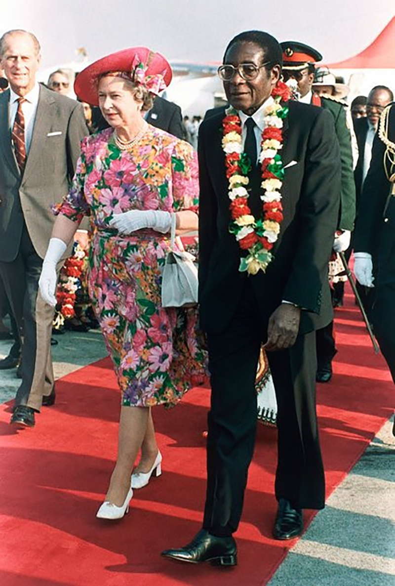 Mugabe: Từ anh hùng giải phóng cho đến sụp đổ không thể quay đầu Mugabe: Từ anh hùng giải phóng cho đến sụp đổ không thể quay đầu